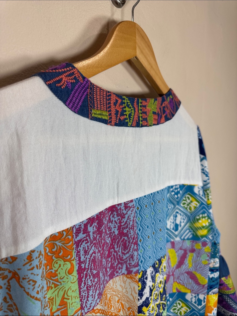 Calessa Embroidered Patchwork Top Multicolor M Ruffle Colorful Bolo - Picture 7 of 9